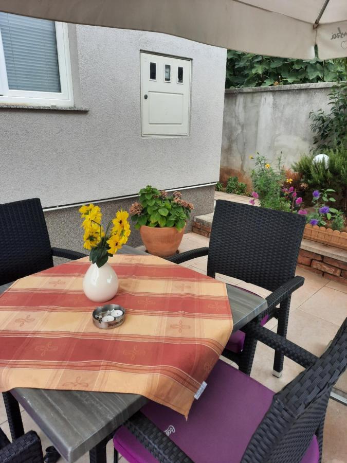 Sara Apartment