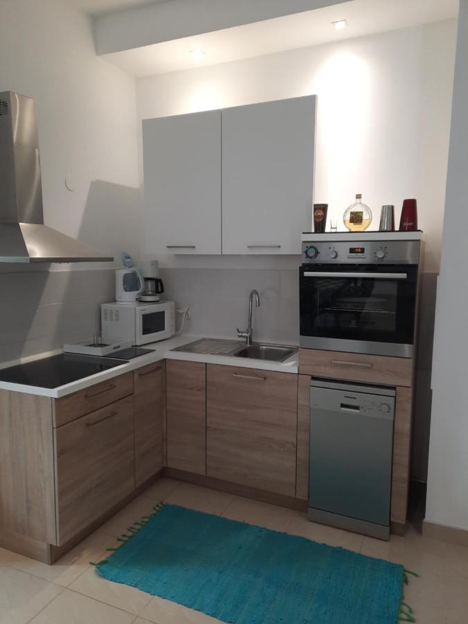 Sara Apartmán