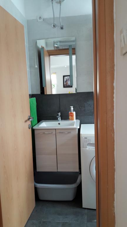 Sara Apartmán